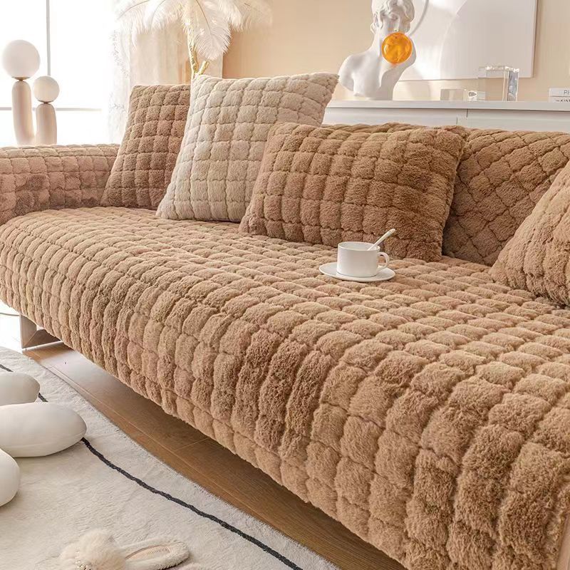 Luxuriöser Komfort: Neuer Plüsch-verdickter, rutschfester Sofaüberzug